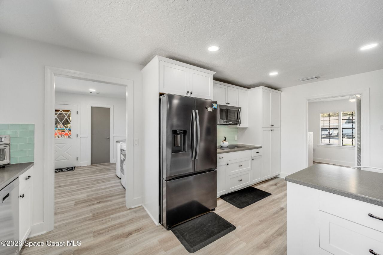 999 Sunswept Road Ne, Palm Bay, FL 32905 Photo