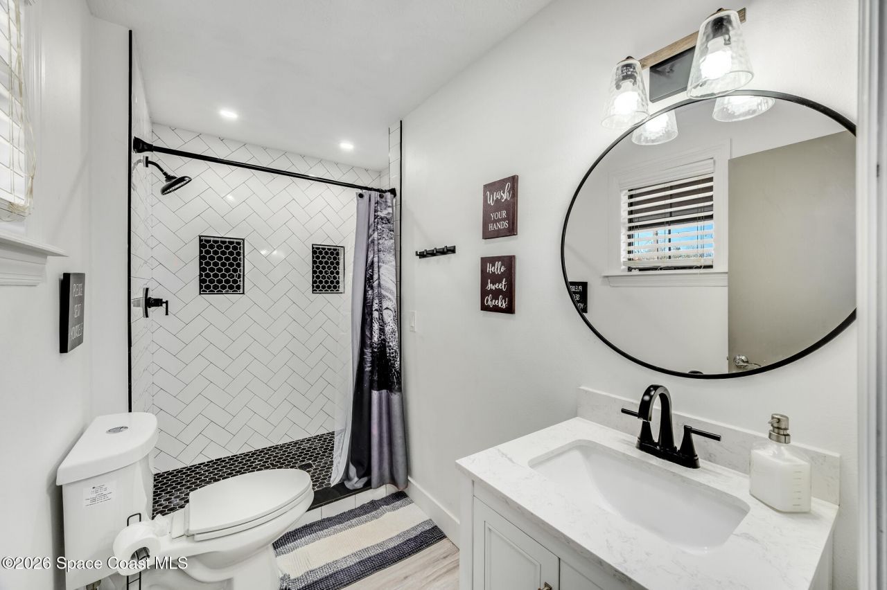 999 Sunswept Road Ne, Palm Bay, FL 32905 Photo