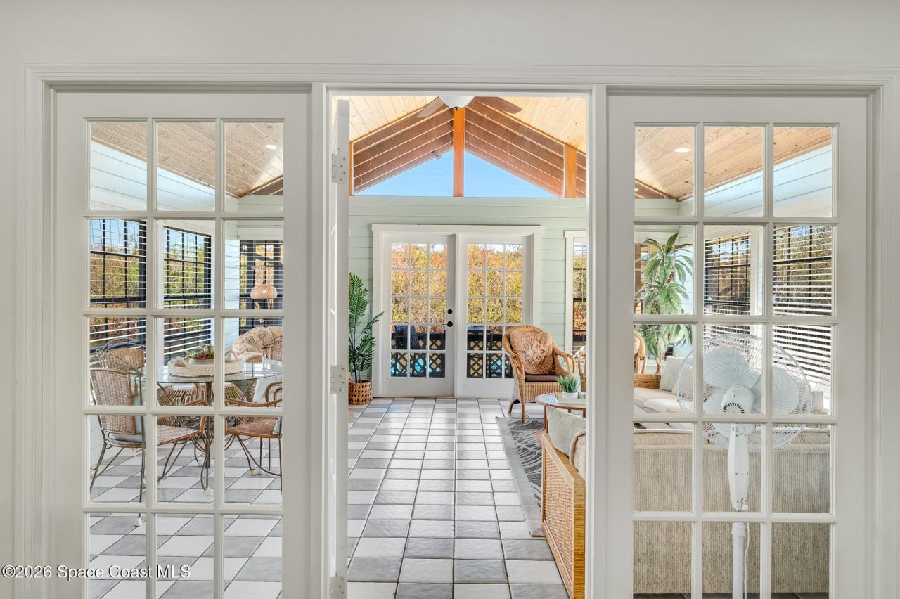 999 Sunswept Road Ne, Palm Bay, FL 32905 Photo