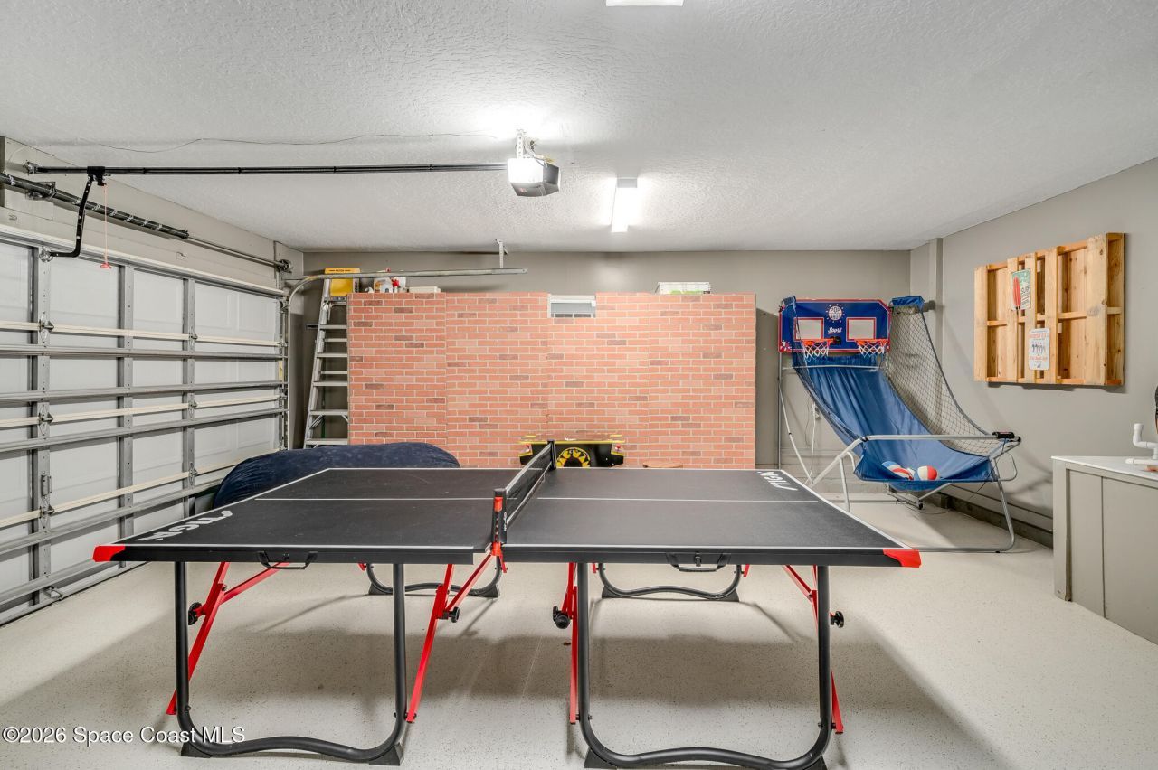 999 Sunswept Road Ne, Palm Bay, FL 32905 Photo