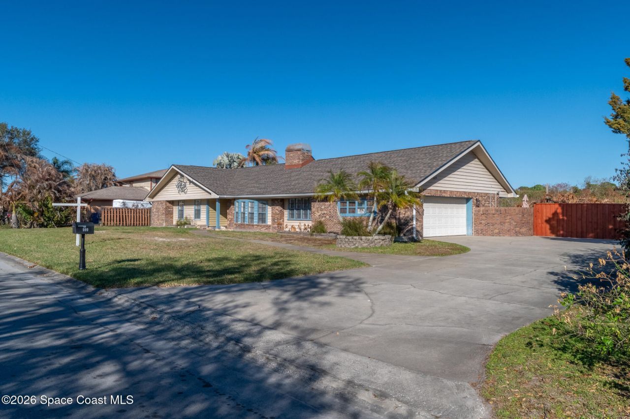 999 Sunswept Road Ne, Palm Bay, FL 32905 Photo