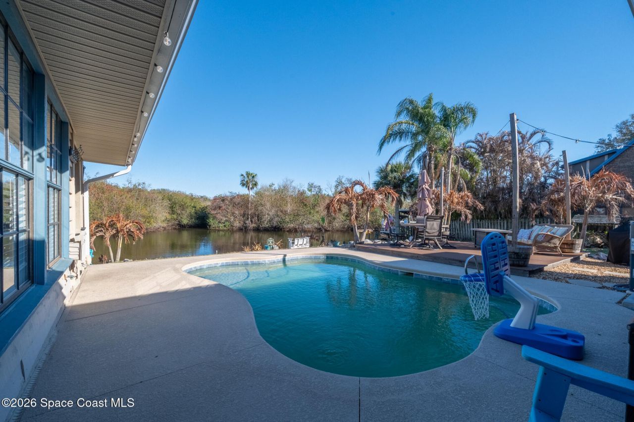 999 Sunswept Road Ne, Palm Bay, FL 32905 Photo