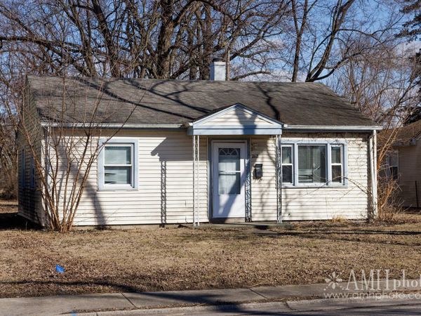 762 N Webster Circle, Kankakee, IL 60901