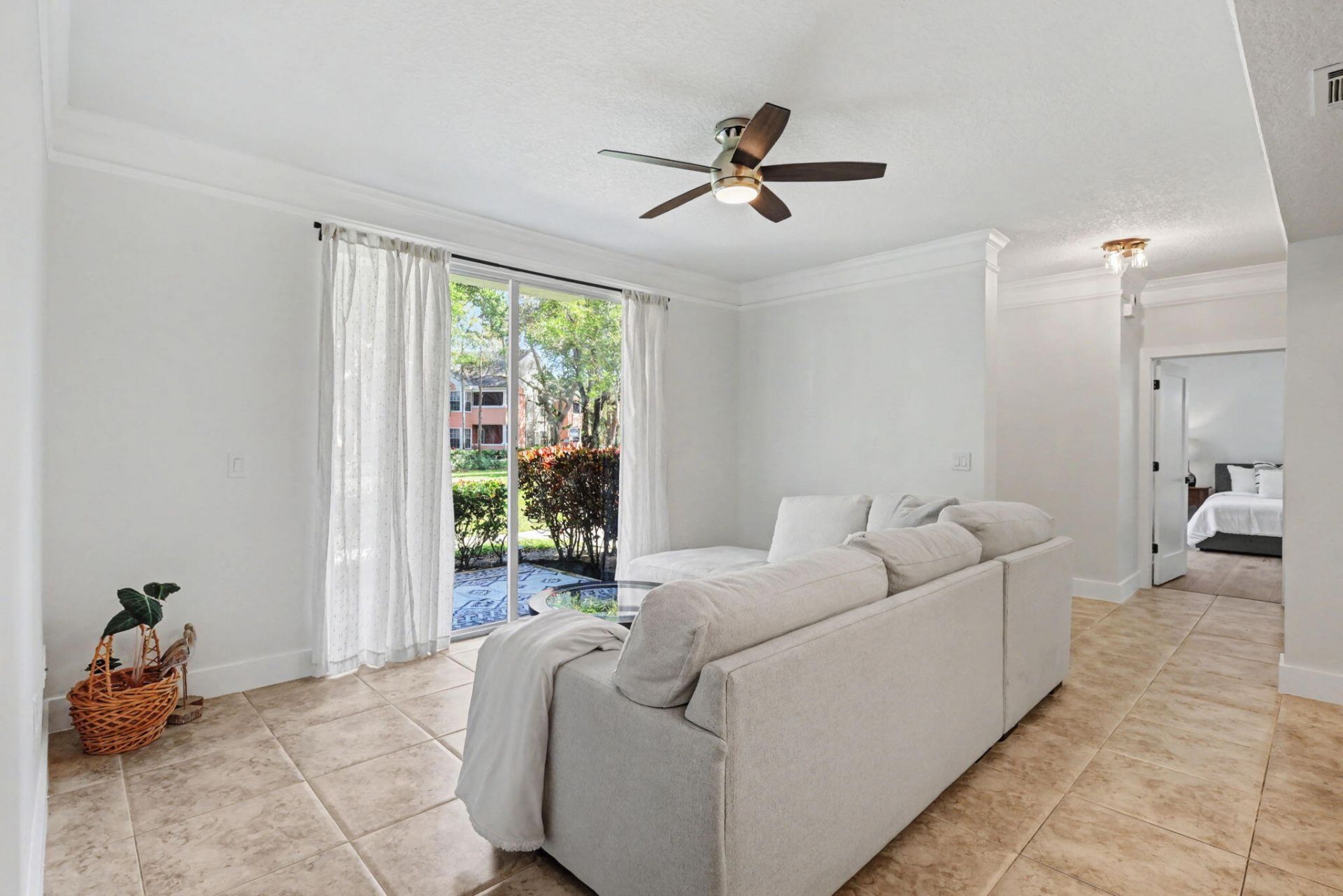 2028 Alta Meadows Lane, Unit 1010, Delray Beach, FL 33444 Photo