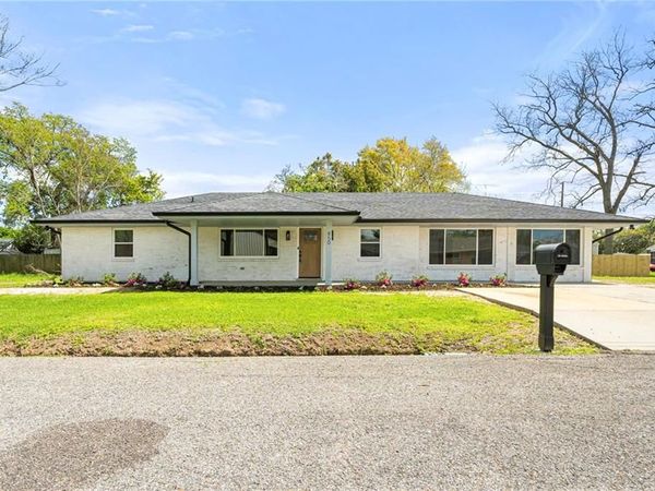 850 BARRECA Street, Norco, LA 70079