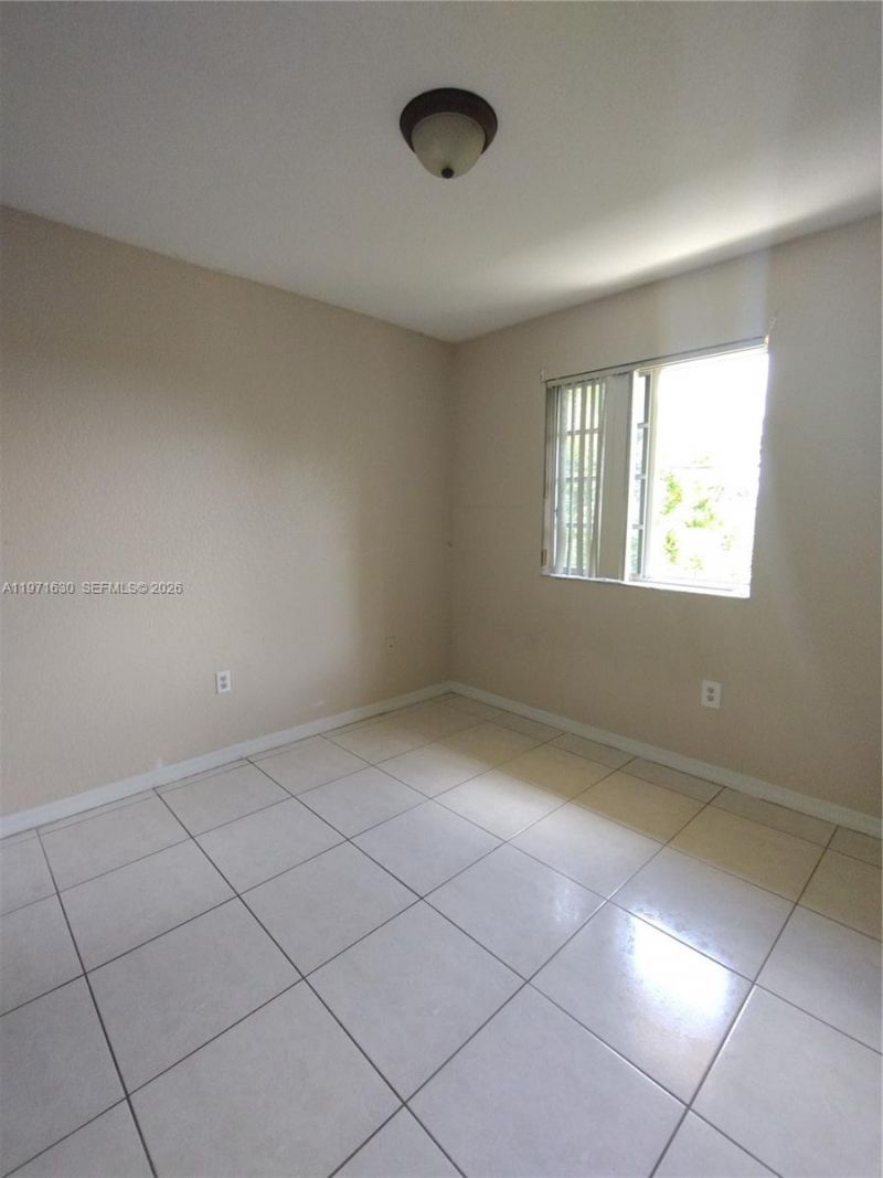 6756 NW 182nd St , Unit 101, Hialeah, FL 33015 Photo