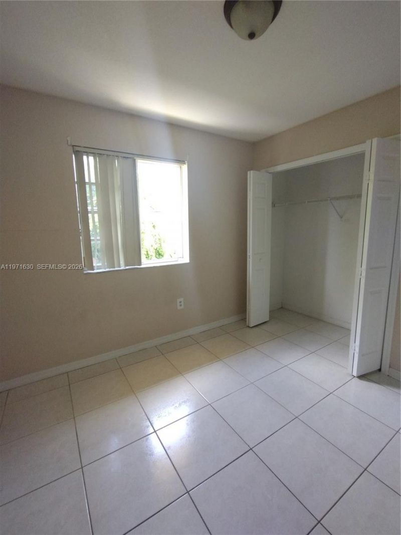 6756 NW 182nd St , Unit 101, Hialeah, FL 33015 Photo