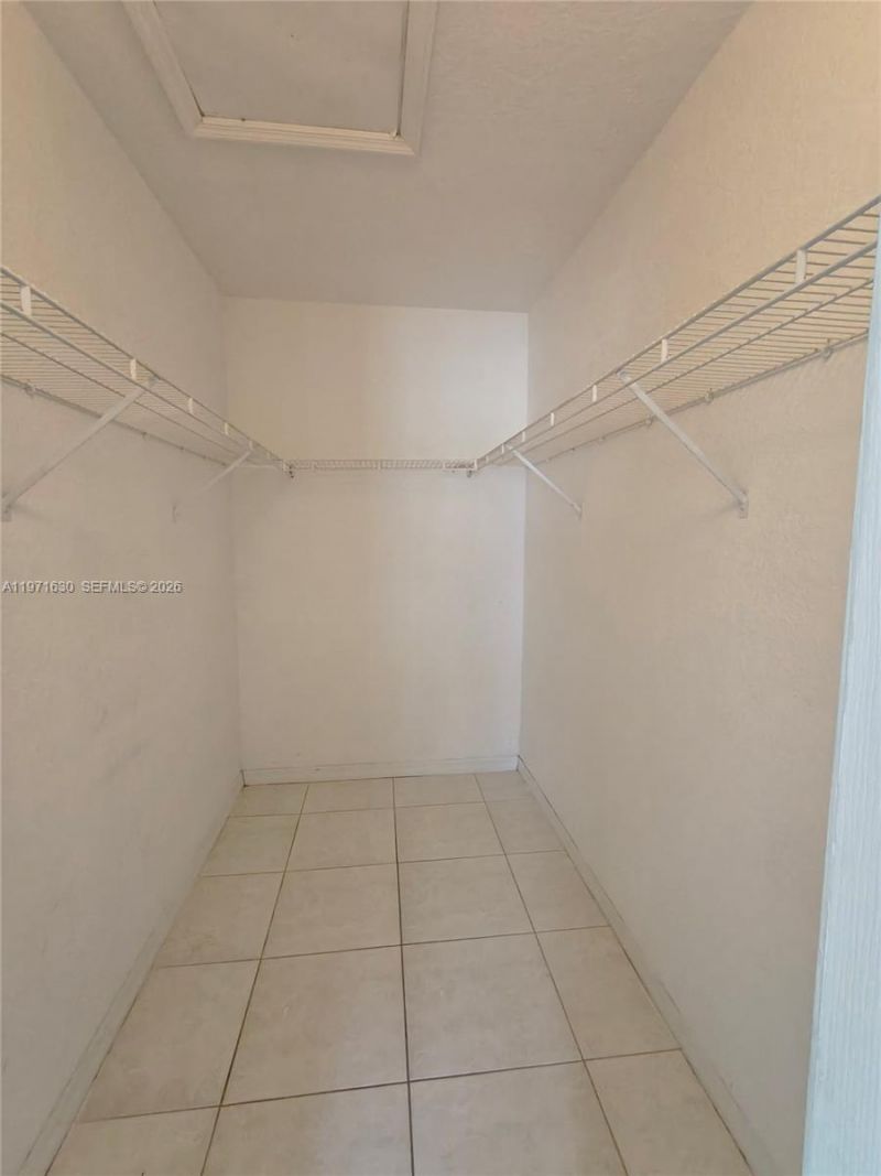 6756 NW 182nd St , Unit 101, Hialeah, FL 33015 Photo