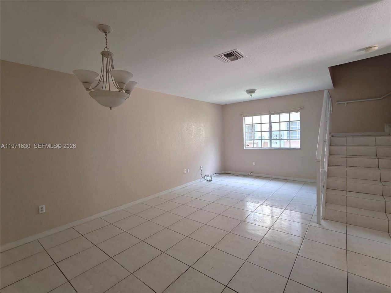 6756 NW 182nd St , Unit 101, Hialeah, FL 33015 Photo