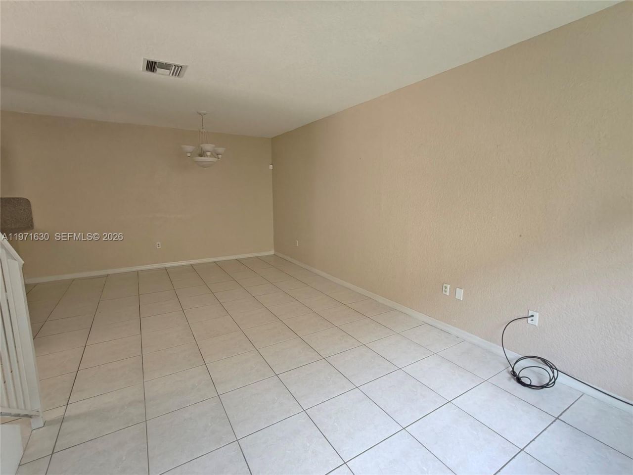 6756 NW 182nd St , Unit 101, Hialeah, FL 33015 Photo