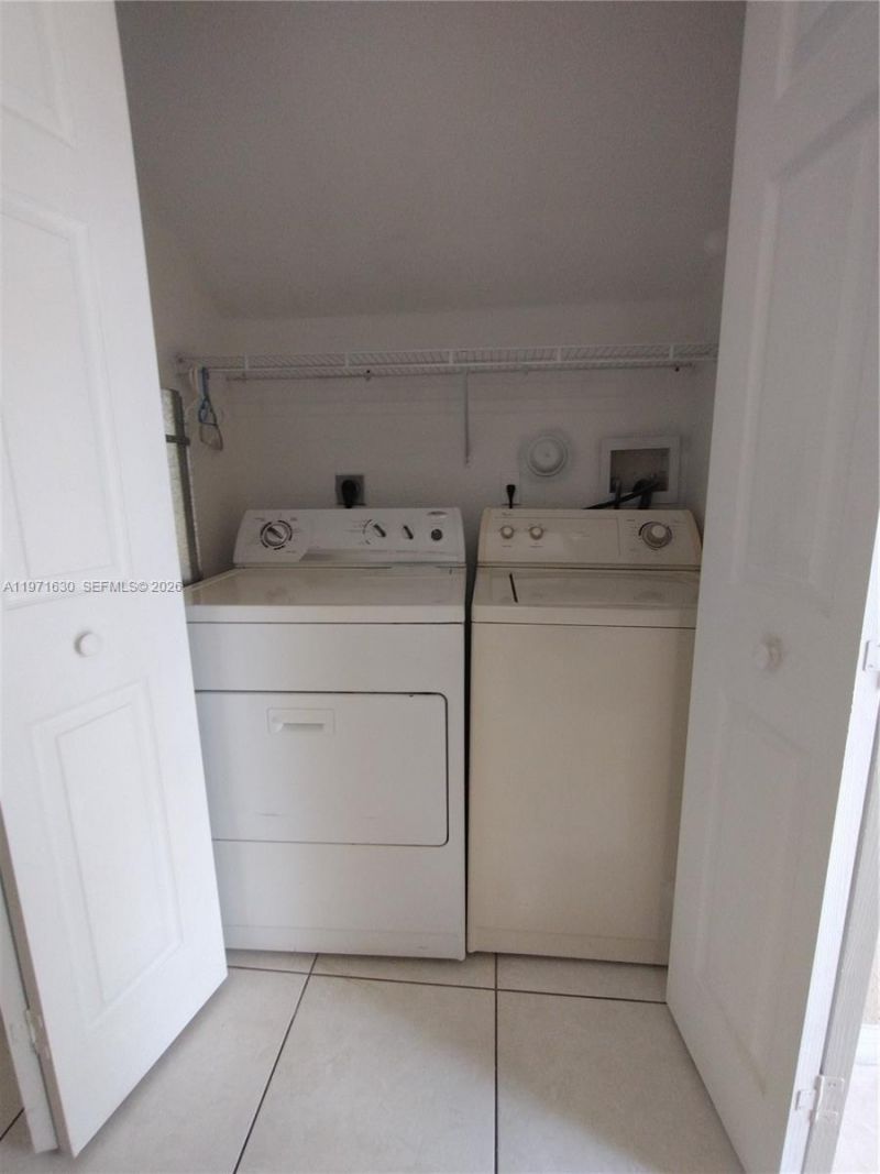 6756 NW 182nd St , Unit 101, Hialeah, FL 33015 Photo