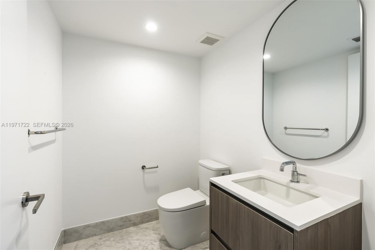 9201 E Bay Harbor Drive, Unit 603, Bay Harbor Islands, FL 33154 Photo