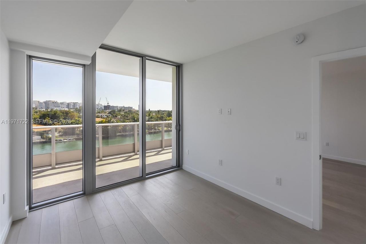 9201 E Bay Harbor Drive, Unit 603, Bay Harbor Islands, FL 33154 Photo