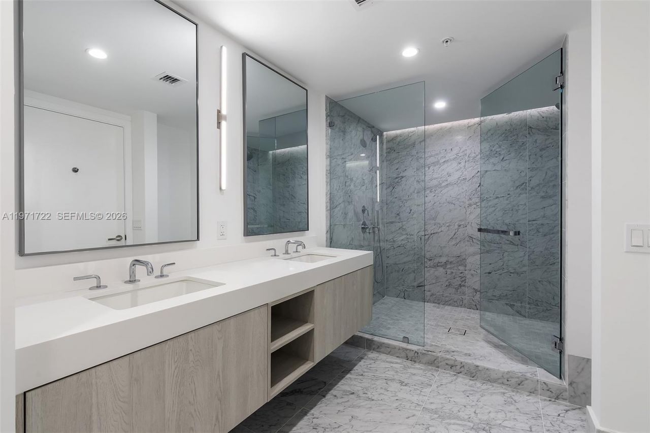 9201 E Bay Harbor Drive, Unit 603, Bay Harbor Islands, FL 33154 Photo