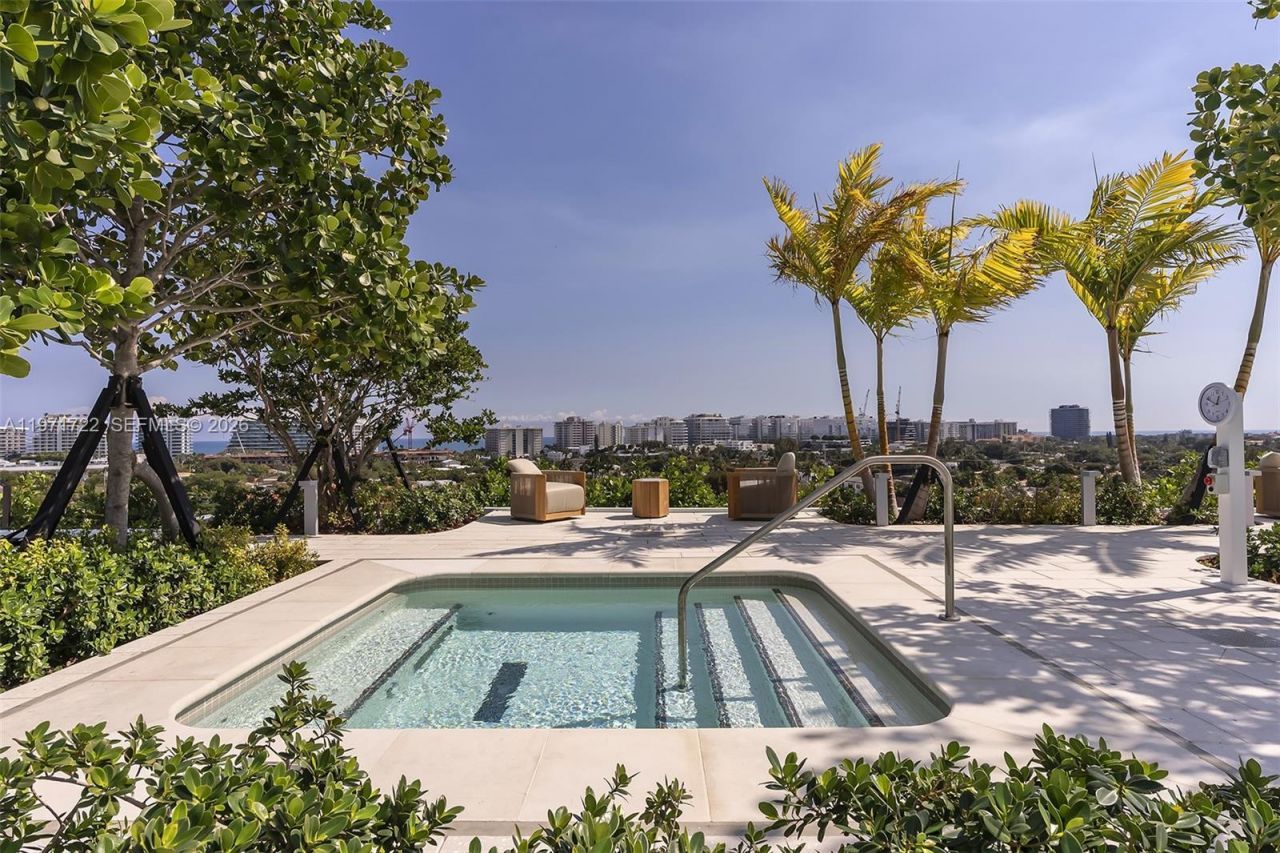 9201 E Bay Harbor Drive, Unit 603, Bay Harbor Islands, FL 33154 Photo