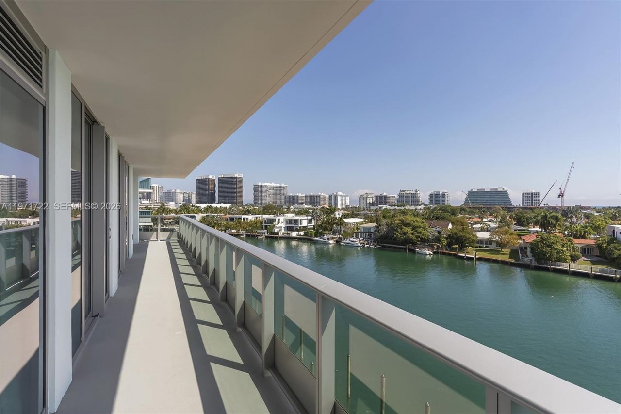 9201 E Bay Harbor Drive, Unit 603, Bay Harbor Islands, FL 33154 Photo