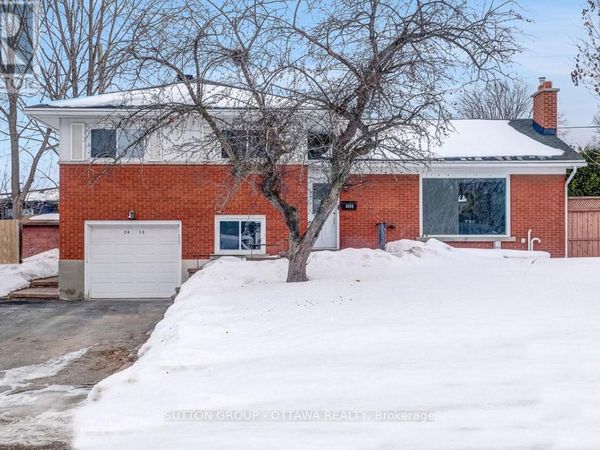 2413 Ryan Drive, Unit A, Ottawa, ON K2C1K9