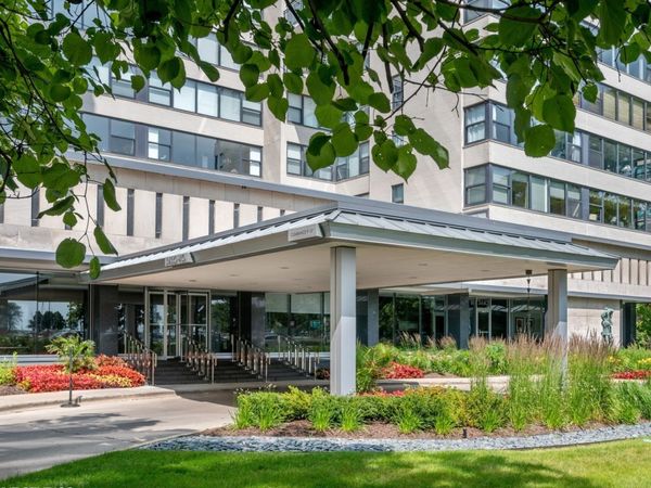3430 N Lake Shore Drive, Unit 9L, Chicago, IL 60657