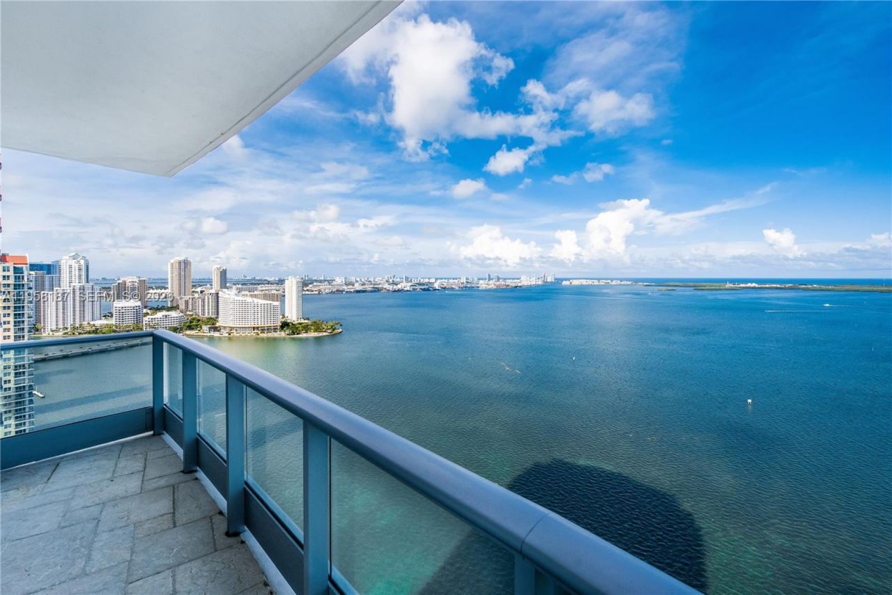 1331 Brickell Bay Dr , Unit 3311, Miami, FL 33131 Photo