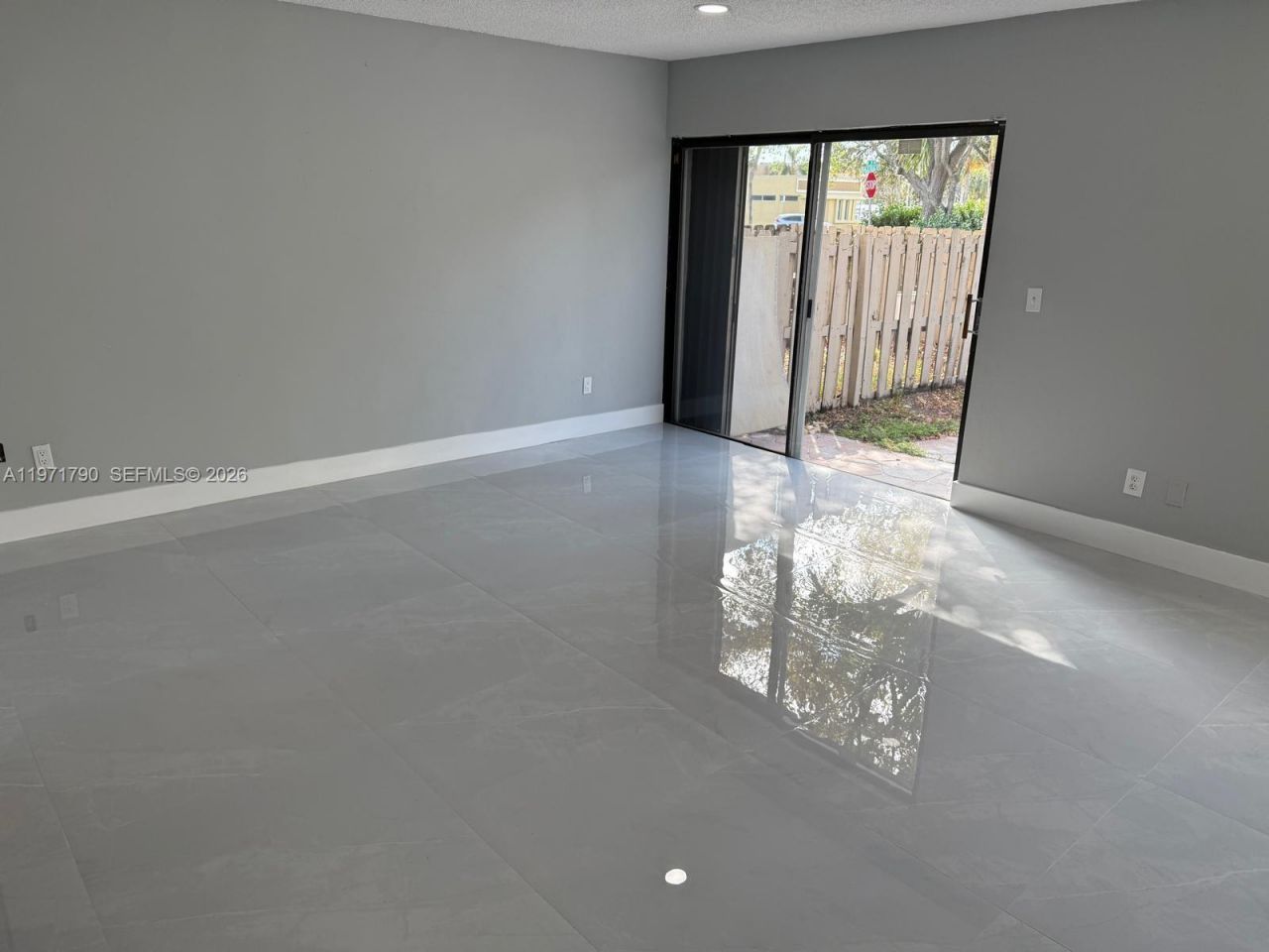 2700 N 34th Ave, Unit I, Hollywood, FL 33021 Photo