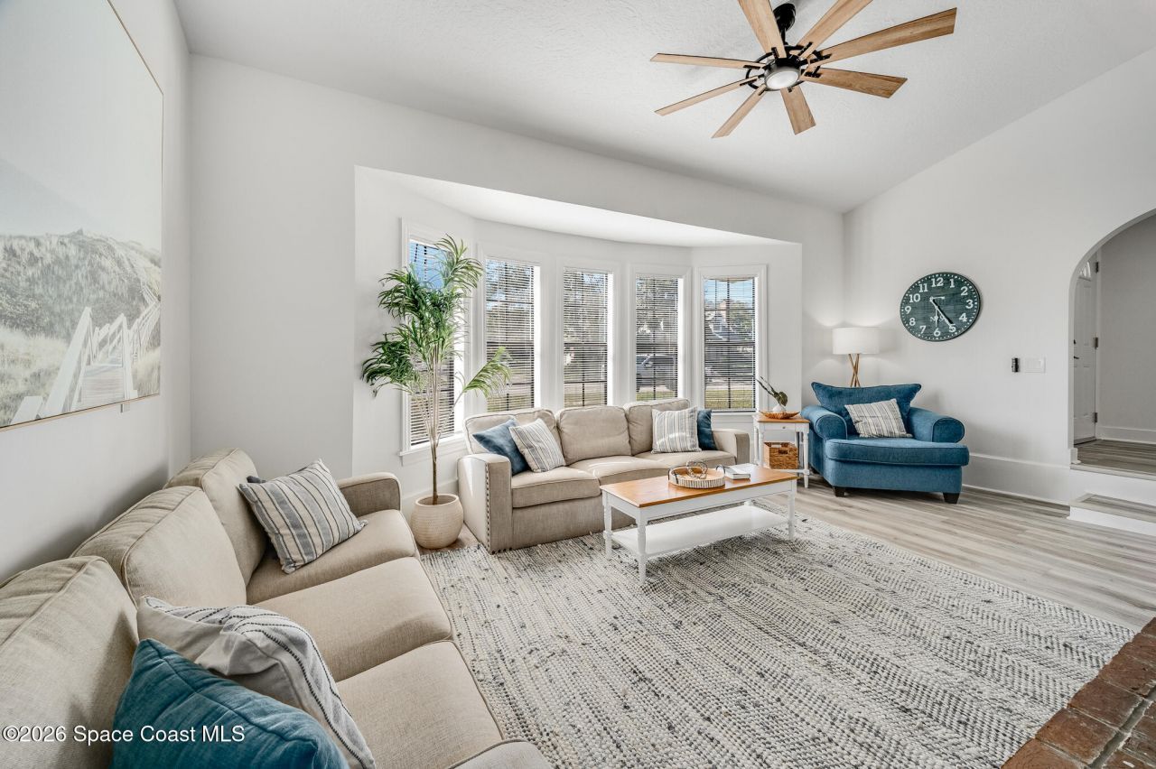 999 Sunswept Road Ne, Palm Bay, FL 32905 Photo