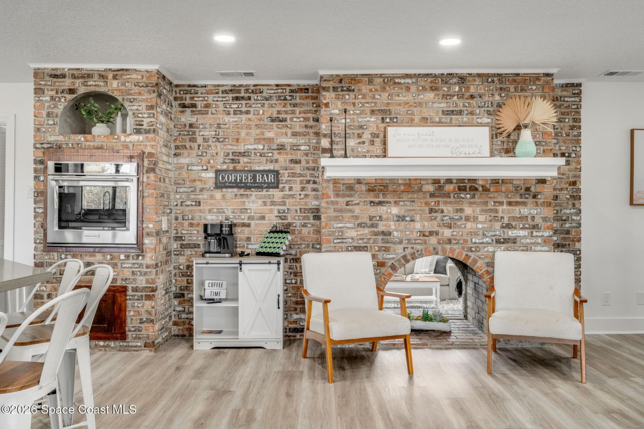 999 Sunswept Road Ne, Palm Bay, FL 32905 Photo