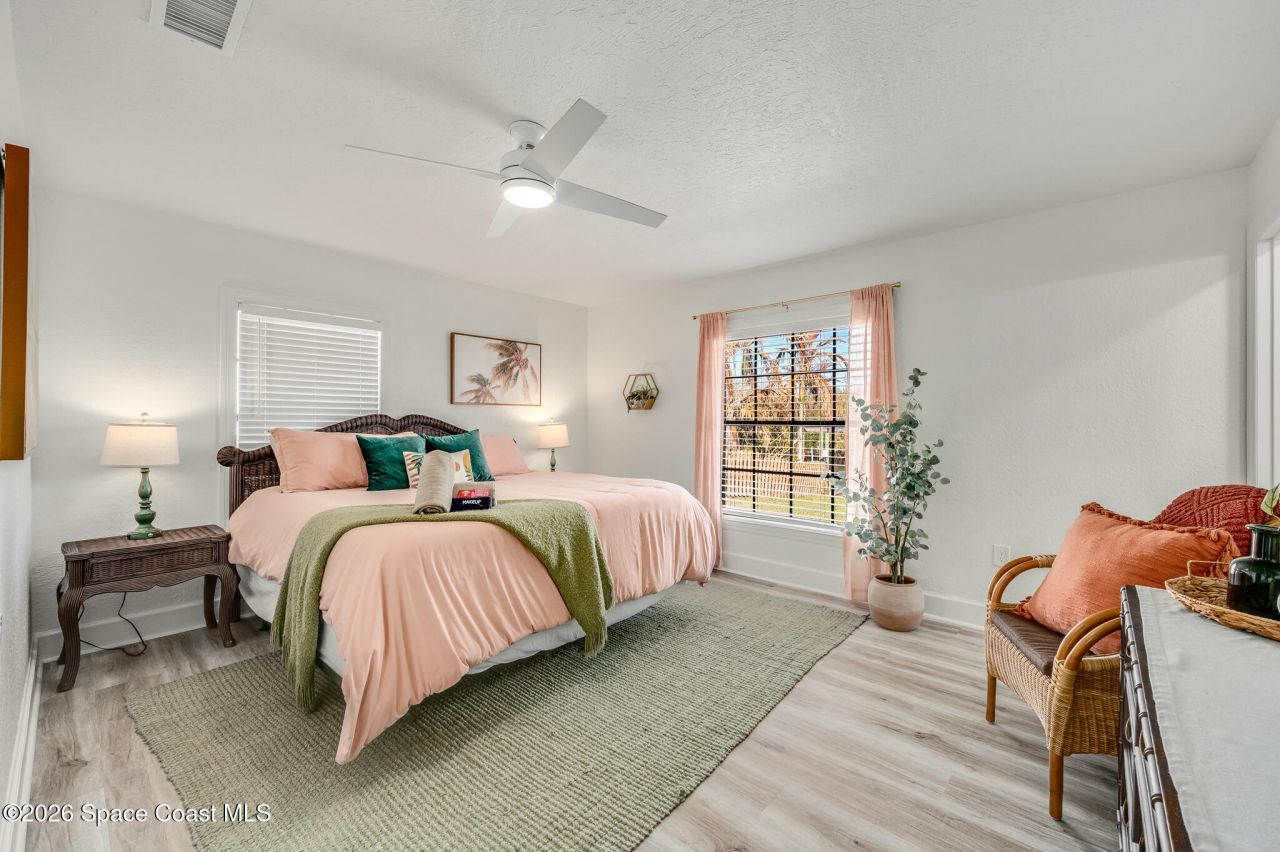 999 Sunswept Road Ne, Palm Bay, FL 32905 Photo