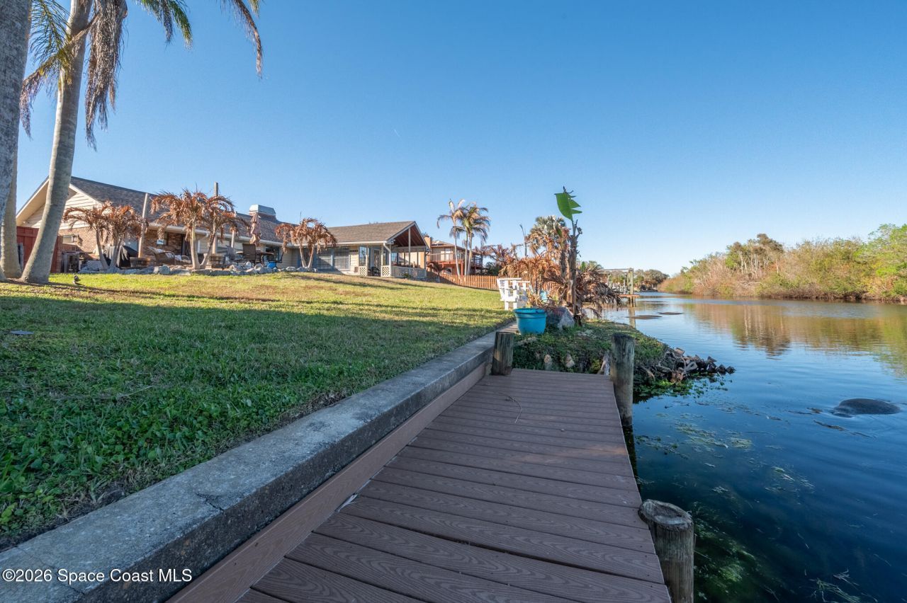 999 Sunswept Road Ne, Palm Bay, FL 32905 Photo