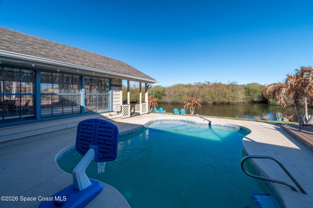 999 Sunswept Road Ne, Palm Bay, FL 32905 Photo