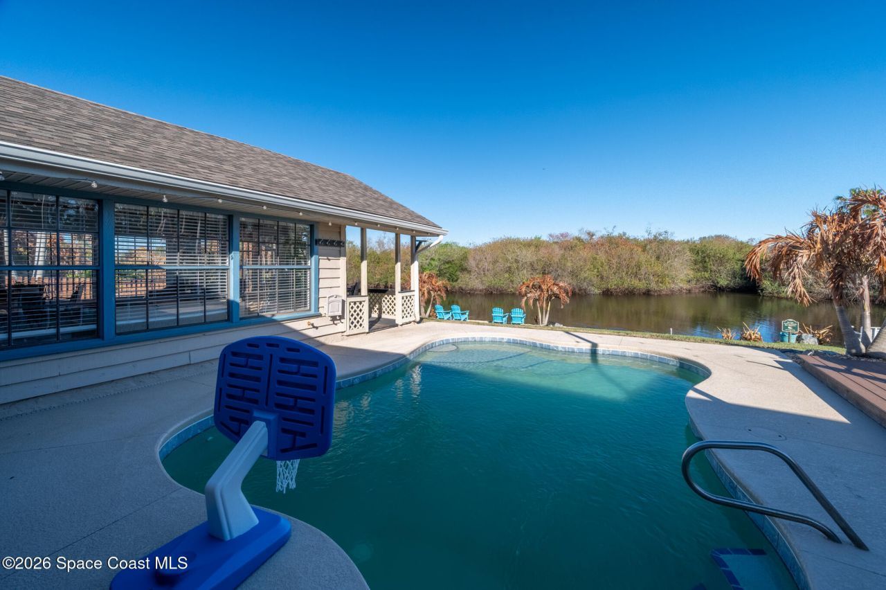 999 Sunswept Road Ne, Palm Bay, FL 32905 Photo