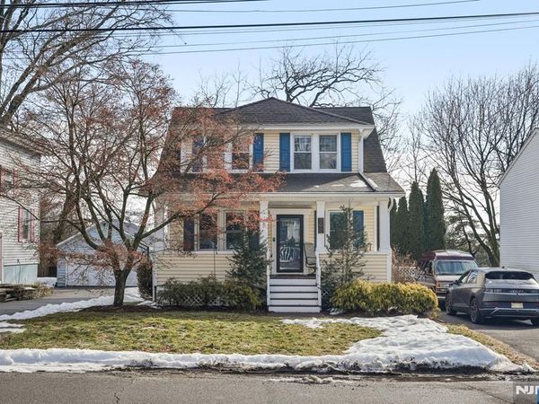 392 Lehigh Street, WYCKOFF, NJ 07481