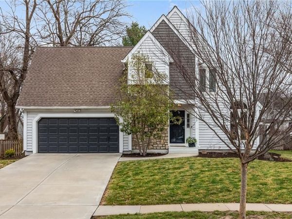 11301 Lowell Avenue, Overland Park, KS 66210