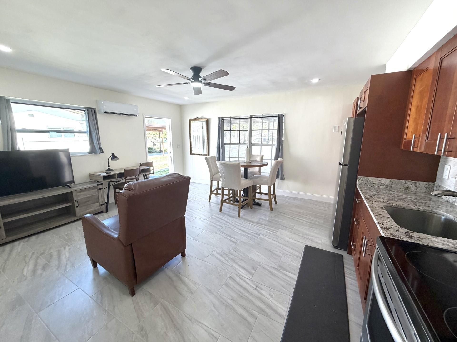 5121 SW 40th Ave, Dania Beach, FL 33314 Photo