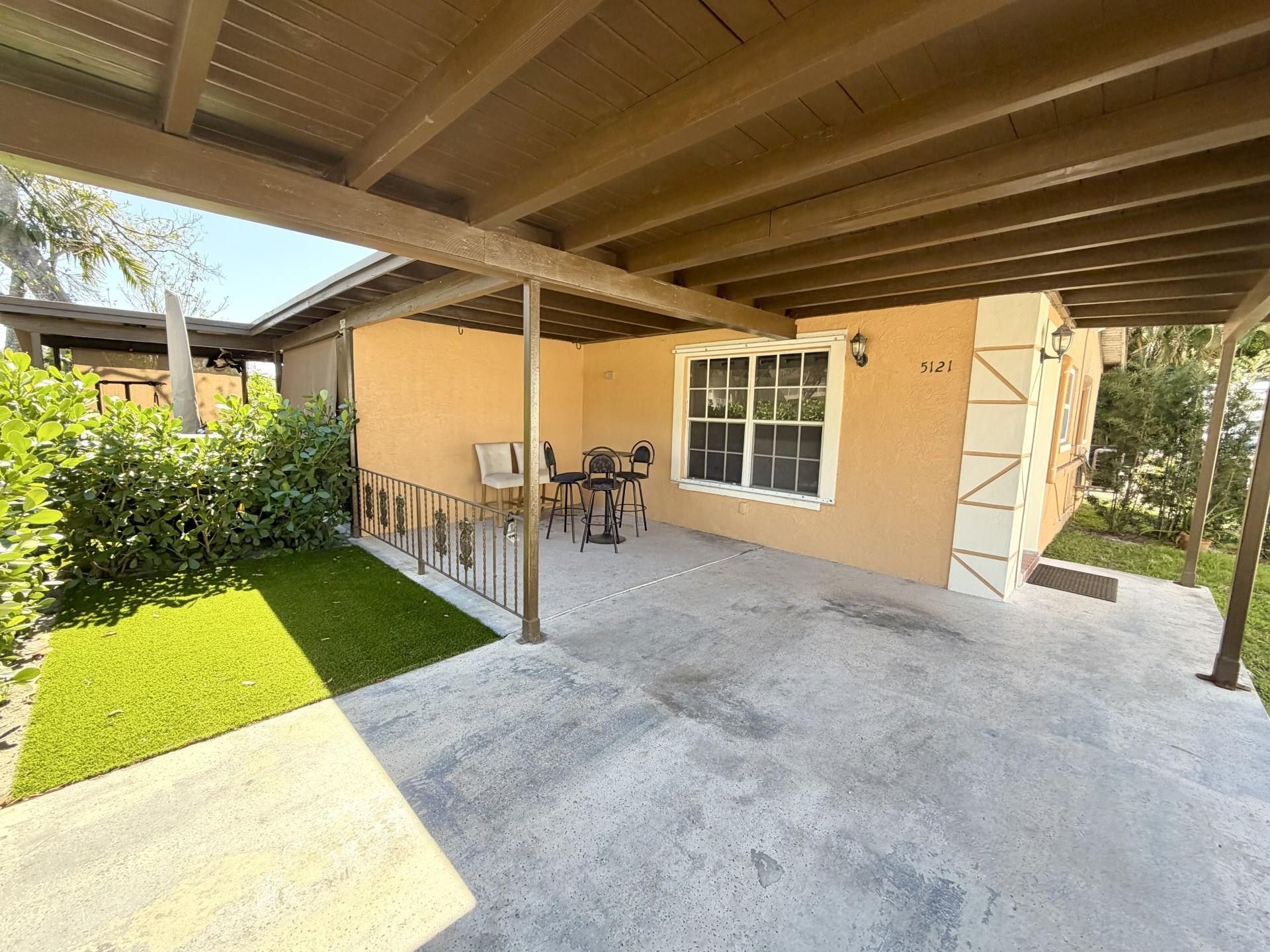 5121 SW 40th Ave, Dania Beach, FL 33314 Photo