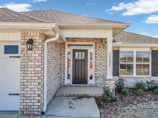 15426 Springbrook Trace, Athens, AL 35611