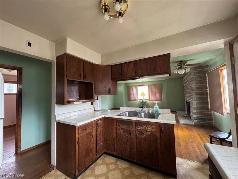 55400 Wabash Street, Bridgeport, OH 43912 Photo 7