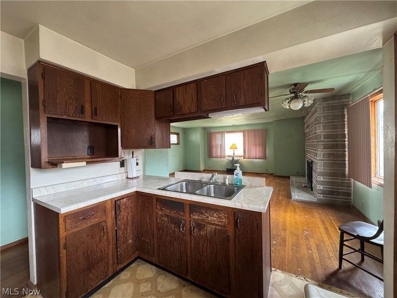 55400 Wabash Street, Bridgeport, OH 43912 Photo 9