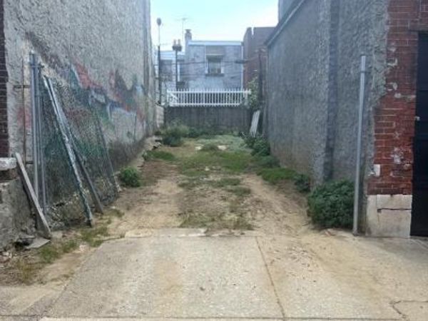 624 MOUNTAIN STREET, PHILADELPHIA, PA 19148