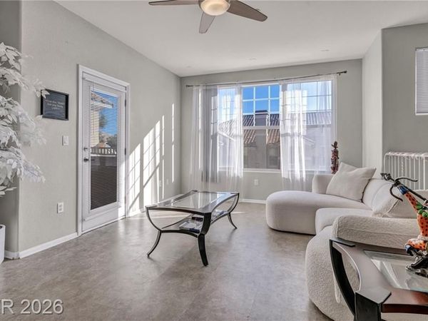 5855 Valley Drive, Unit 2169, North Las Vegas, NV 89031