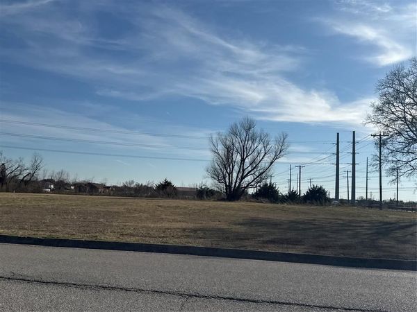 7007 Wichita Street , Forest Hill, TX 76140