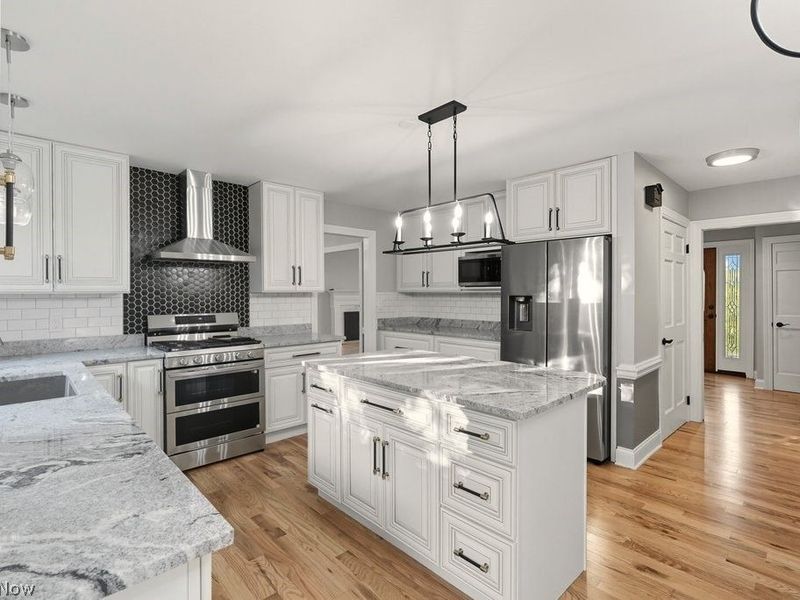 2097 Albertson Parkway, Cuyahoga Falls, OH 44223 Photo 28