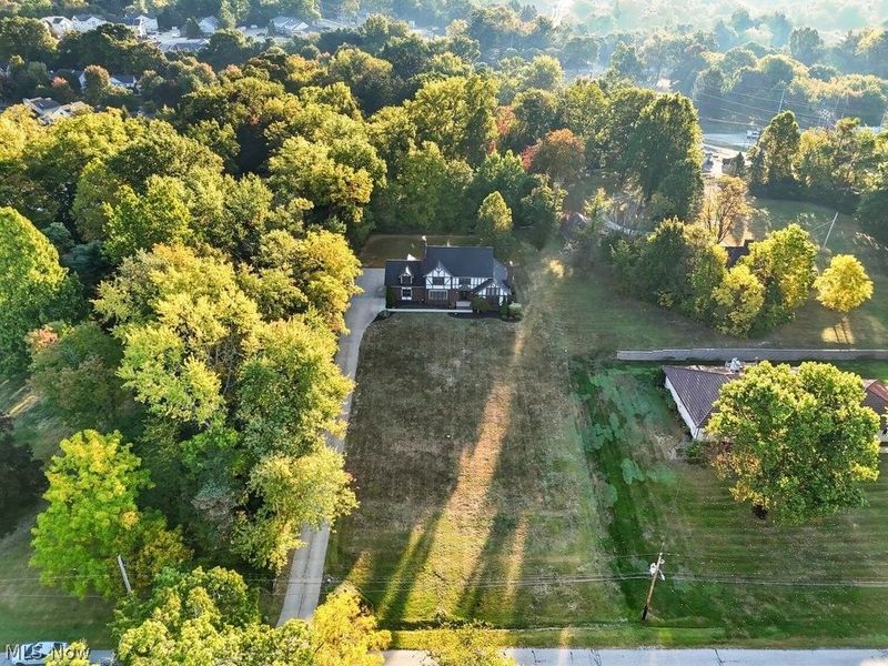 2097 Albertson Parkway, Cuyahoga Falls, OH 44223 Photo 8