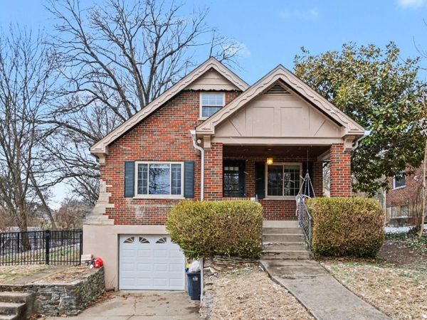 6095 Kenwood Road, Madeira, OH 45243