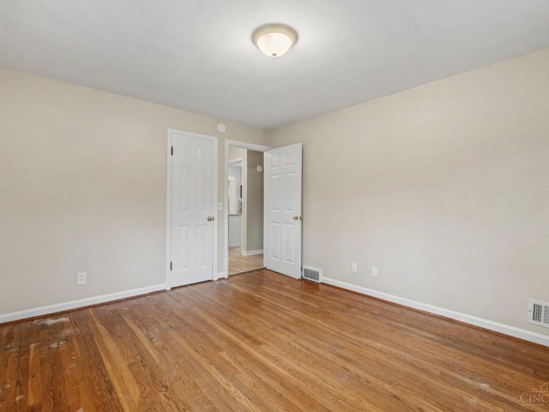 6095 Kenwood Road, Madeira, OH 45243 Photo 12