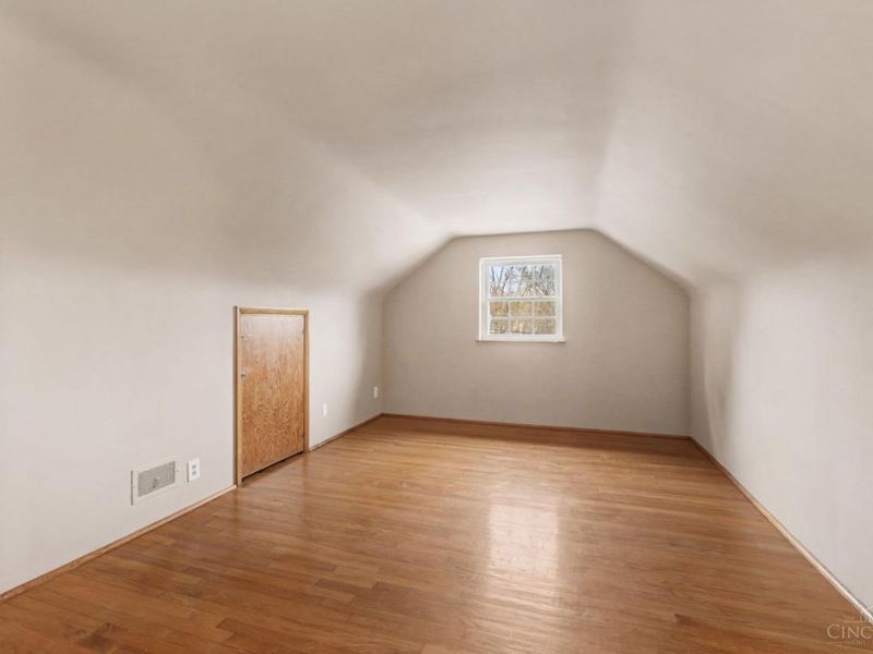 6095 Kenwood Road, Madeira, OH 45243 Photo 13