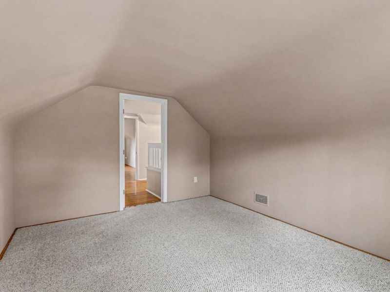 6095 Kenwood Road, Madeira, OH 45243 Photo 16