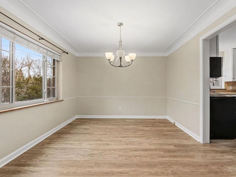 6095 Kenwood Road, Madeira, OH 45243 Photo 4