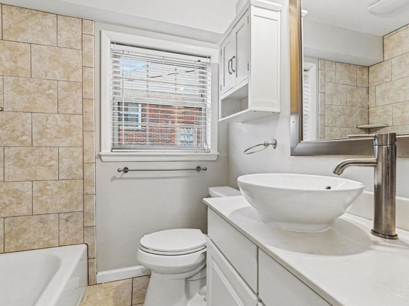 6095 Kenwood Road, Madeira, OH 45243 Photo 8