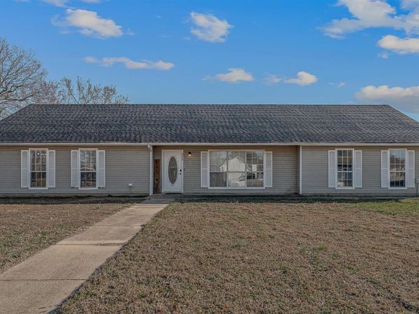 4509 Mockernut Lane, Jonesboro, AR 72405