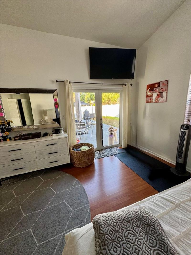 935 NW 203rd Ave, Pembroke Pines, FL 33029 Photo